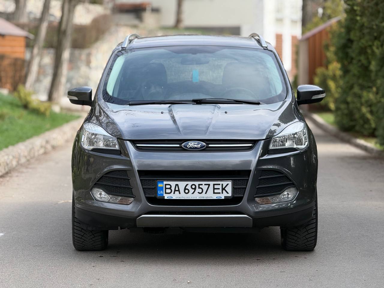 Ford Kuga 2013 — фото автомобіля