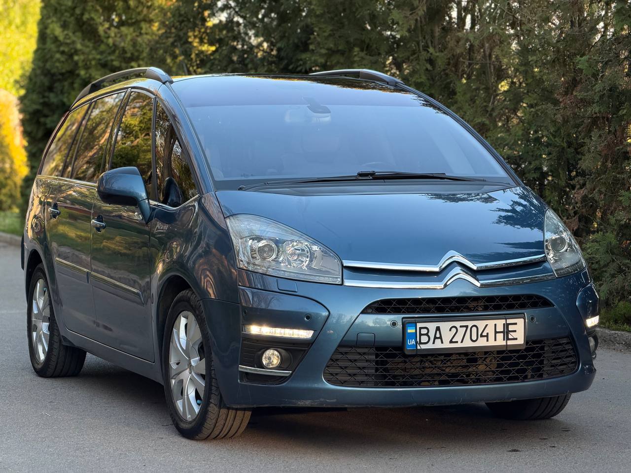 Citroen C4 2013 — фото автомобіля